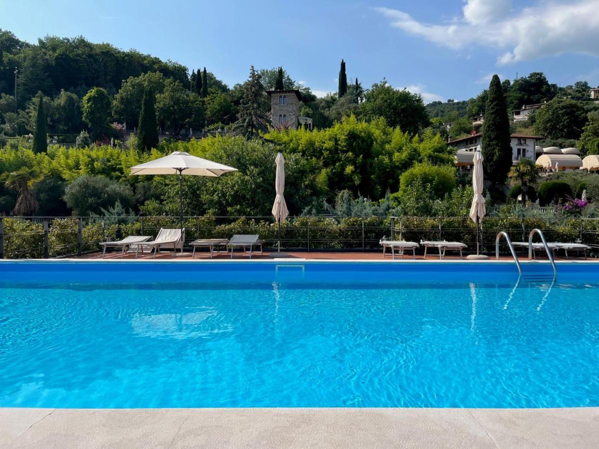 Feli Holiday Home - Panoramic Pool Lake View In ガルドーネ・リヴィエラ エクステリア 写真